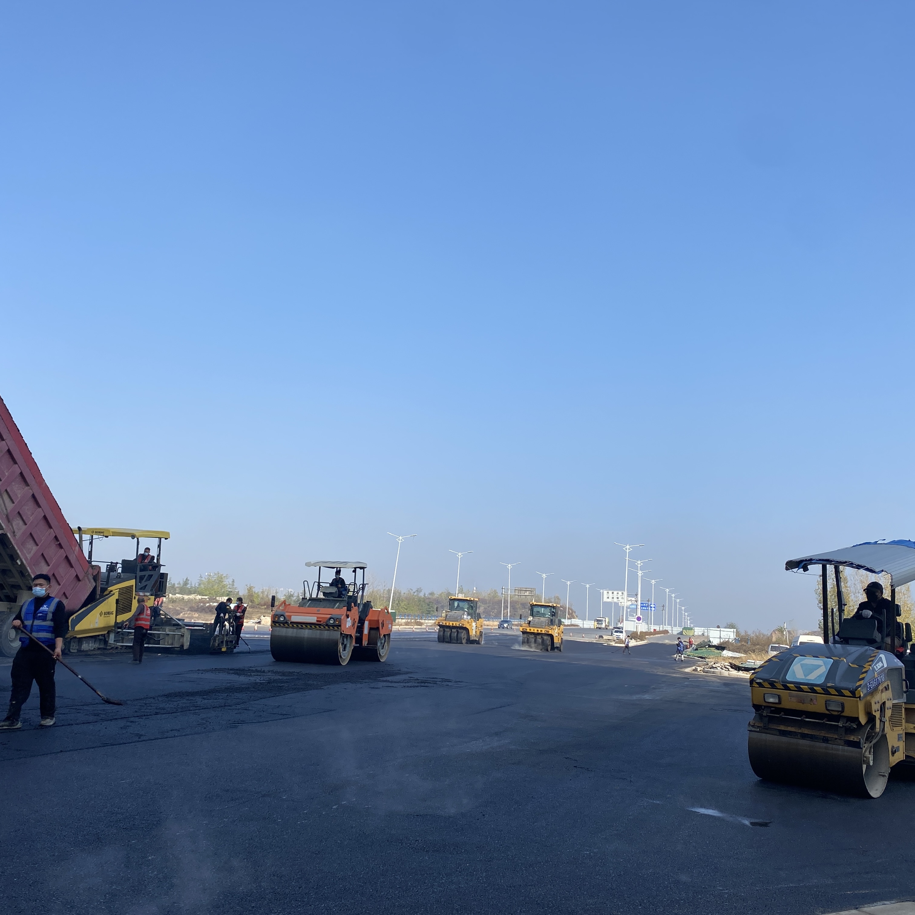 1669697661456395.jpg 56240e6dfb29f7f6850e3a692dce972.jpg